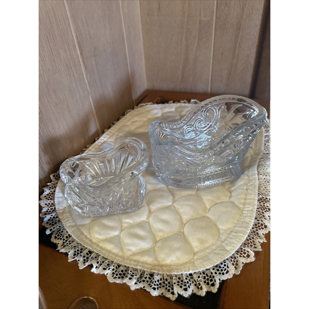 Avon 24% Lead Crystal SLEIGH Centerpiece‎ Candy Dish